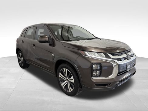 Used 2021 Mitsubishi Outlander Sport ES image 3