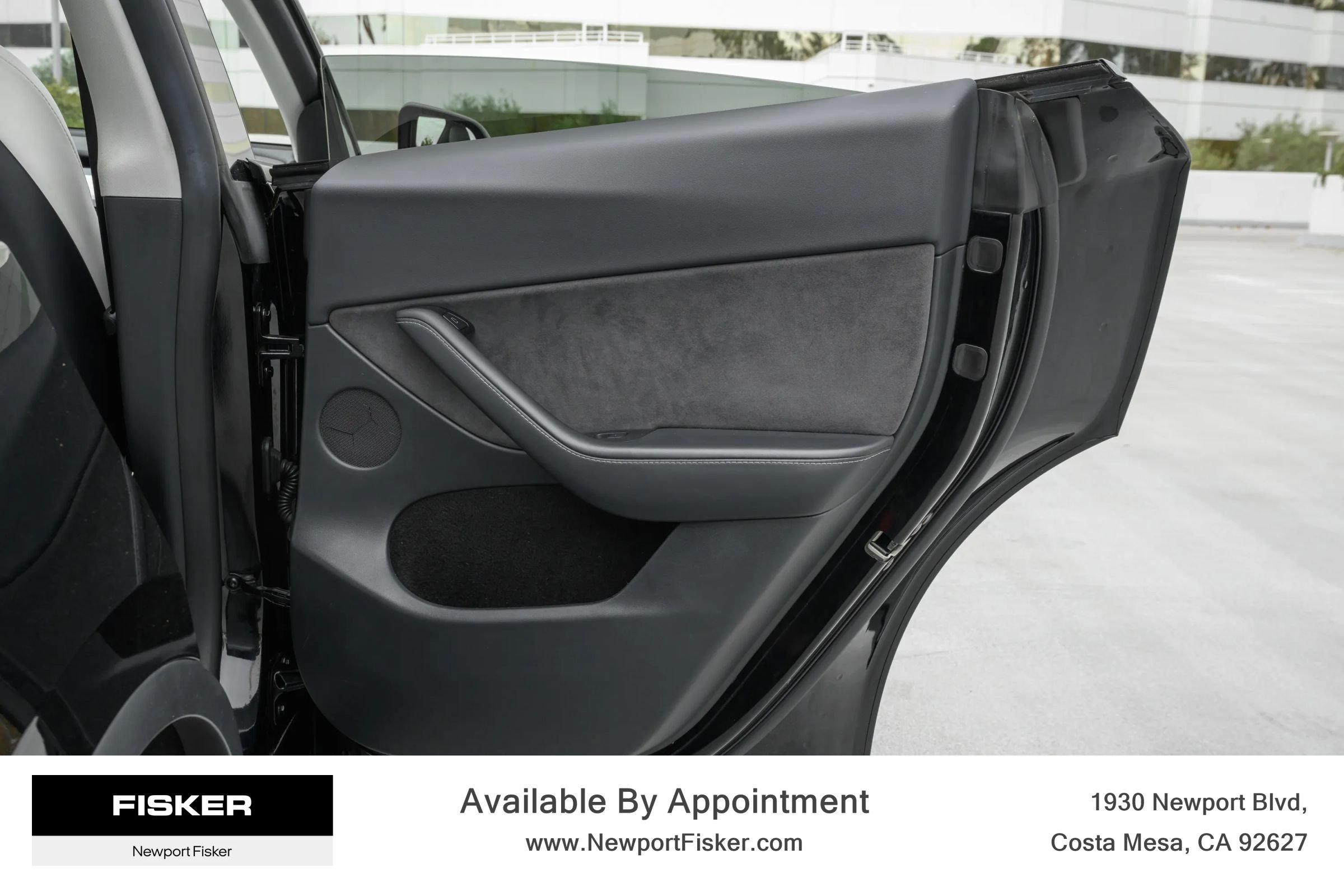 Used 2024 Tesla Model Y Performance AWD/4WD image 19