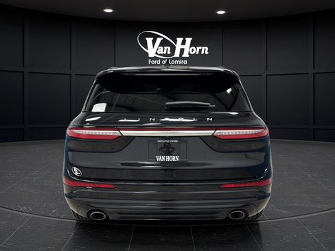 Used 2025 Lincoln Corsair Grand Touring w/ Equipment Group 301A AWD/4WD image 6