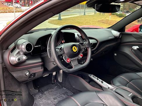 Used 2020 Ferrari F8 Tributo image 14