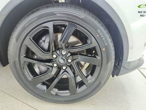 Used 2023 Land Rover Discovery HSE R-Dynamic AWD/4WD image 66