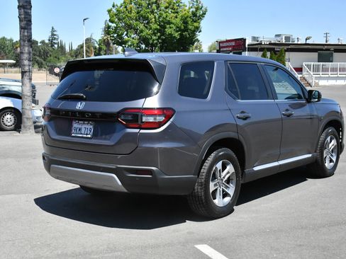 Used 2024 Honda Pilot EX-L image 8
