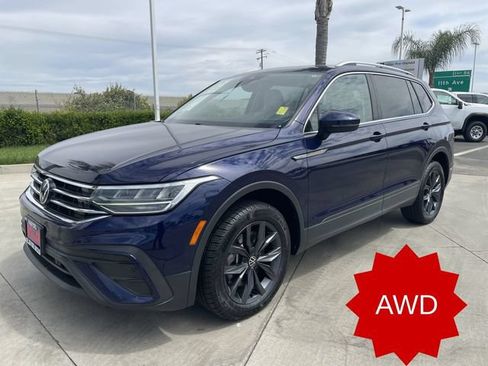 Used 2023 Volkswagen Tiguan SE AWD/4WD image 1