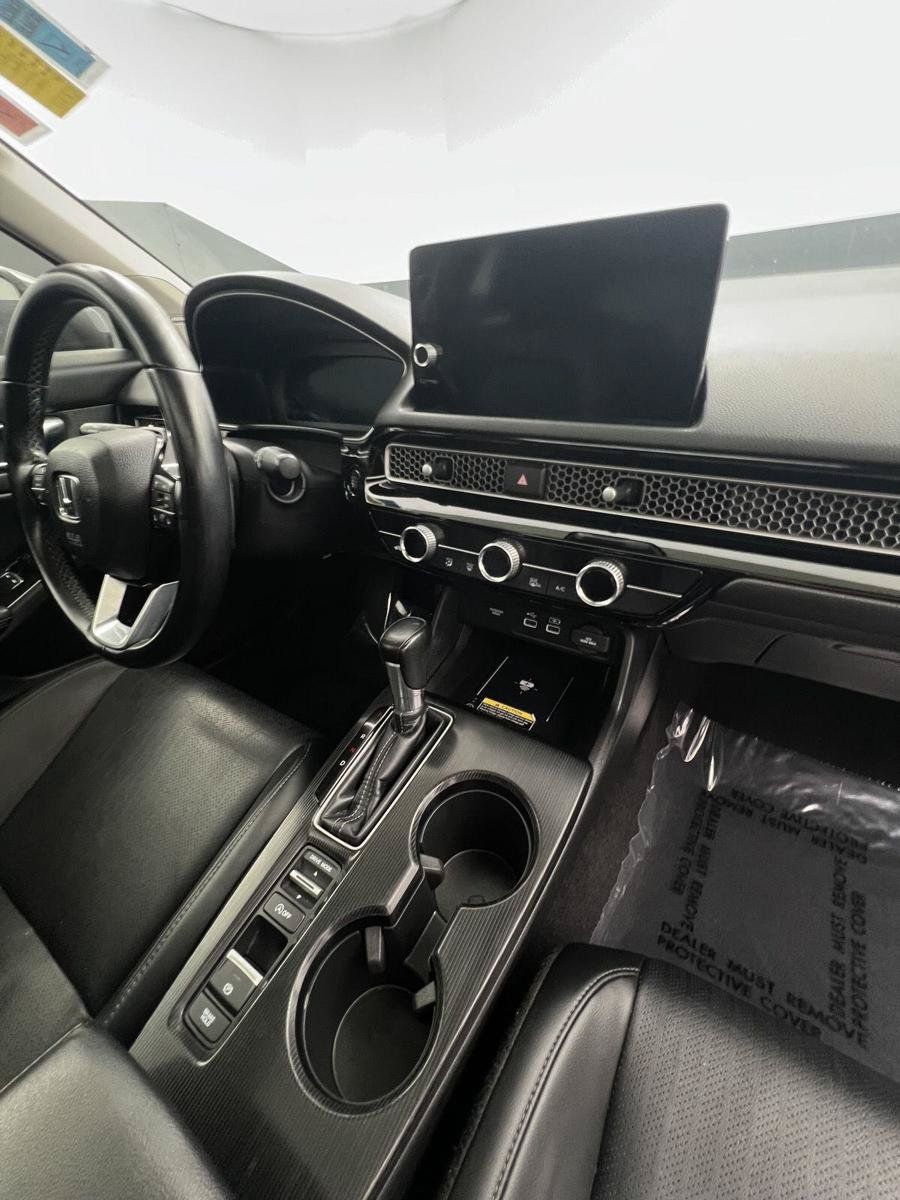Used 2023 Honda Civic Touring image 25