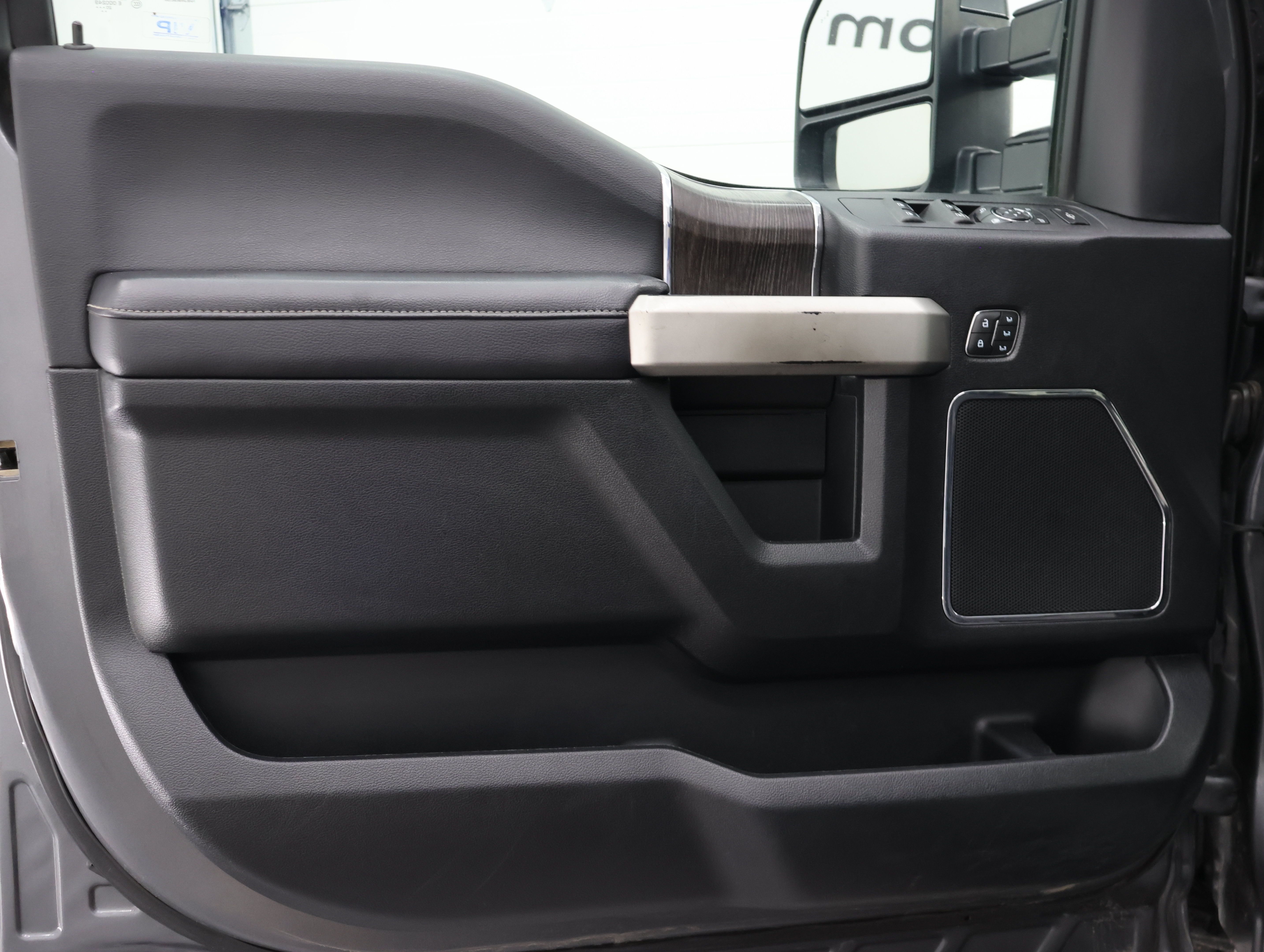 Used 2021 Ford F250 Lariat AWD/4WD image 42