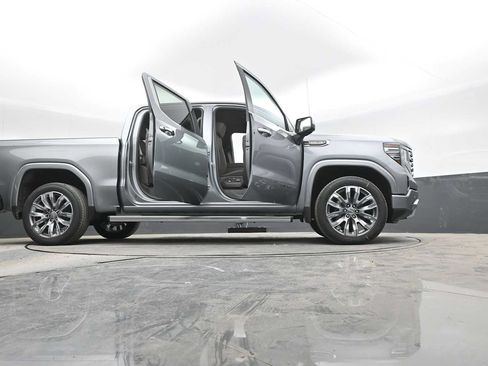 Used 2025 GMC Sierra 1500 Denali w/ Denali Reserve Package AWD/4WD image 53