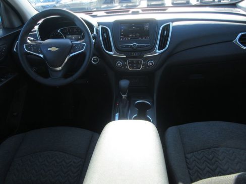 Used 2024 Chevrolet Equinox LT image 16