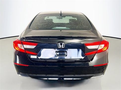 Used 2020 Honda Accord EX image 6