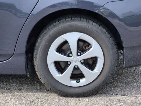 Used 2013 Toyota Prius Four FWD image 14