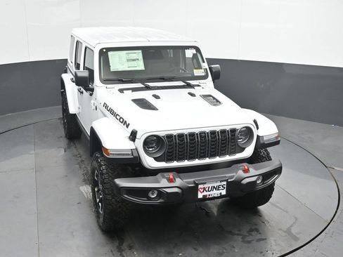 New 2026 Jeep Wrangler Unlimited Rubicon w/ Safety Group image 41