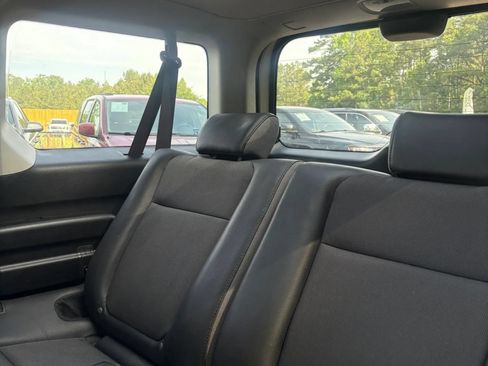Used 2004 Honda Element EX image 22