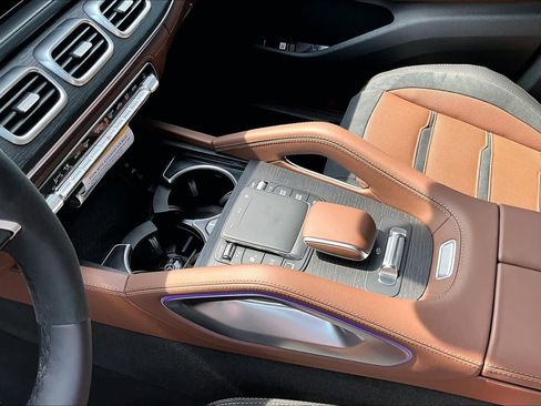 New 2026 Mercedes-Benz GLE 53 AMG 4MATIC Coupe image 11