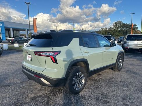 New 2026 Chevrolet Equinox LT image 3