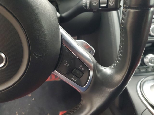 Used 2011 Audi R8 V10 AWD/4WD image 16
