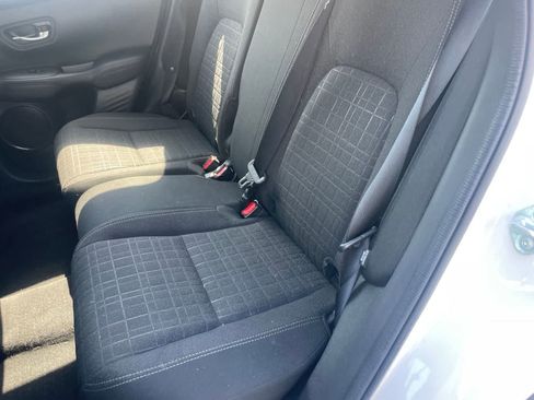Used 2023 Honda HR-V LX image 21