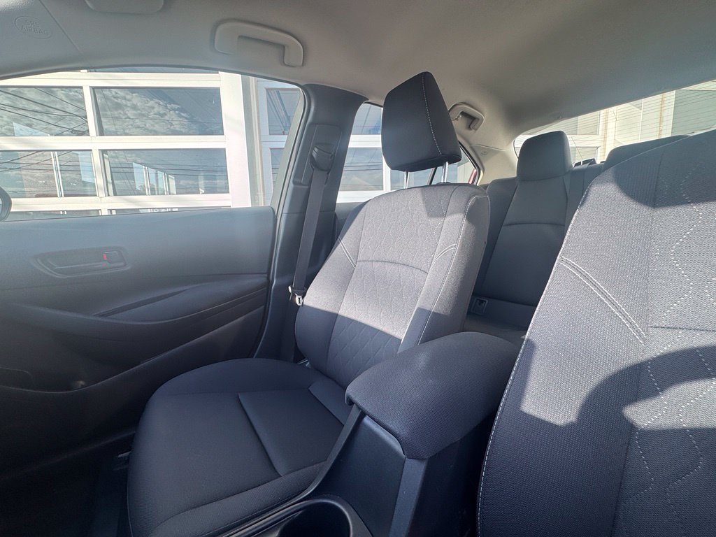 Used 2025 Toyota Corolla LE AWD/4WD image 26