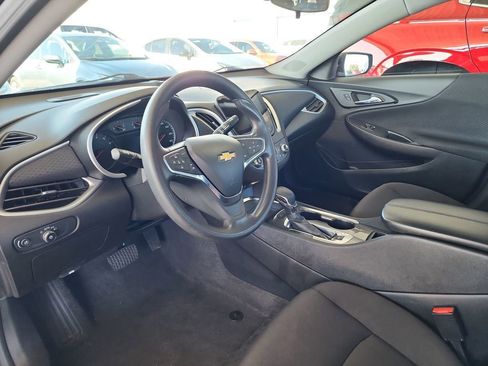 Used 2024 Chevrolet Malibu LT image 14