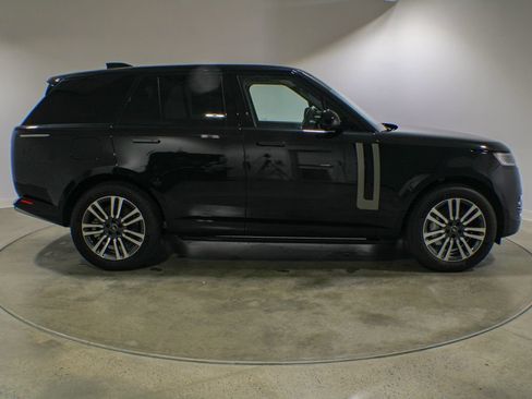 Used 2024 Land Rover Range Rover SE AWD/4WD image 7