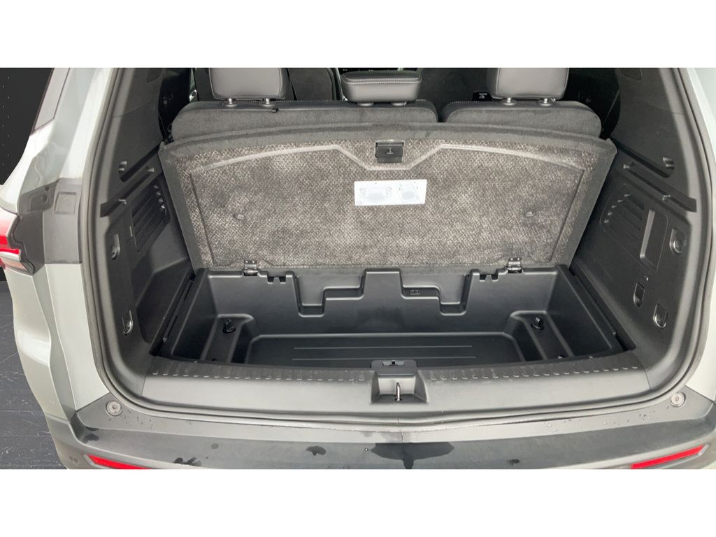 Certified 2026 Buick Enclave Preferred AWD/4WD image 28