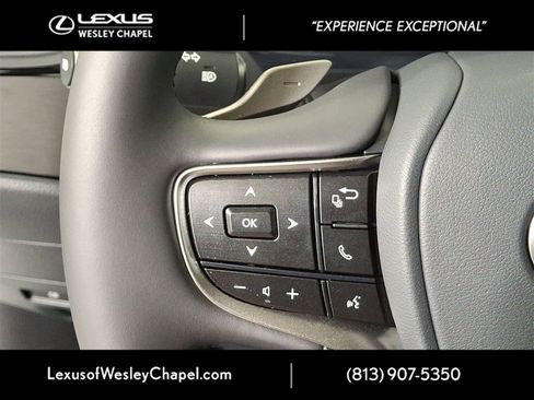 New 2025 Lexus ES 350 w/ Premium Package image 27