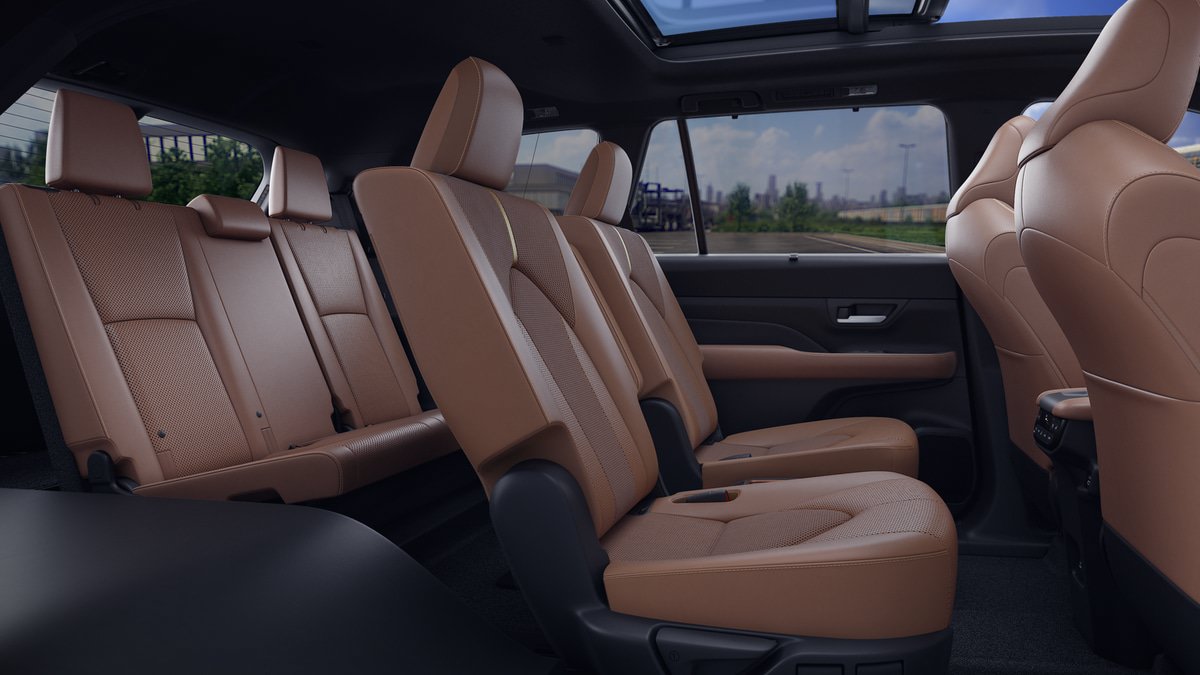 New 2026 Toyota Grand Highlander AWD Hybrid image 21
