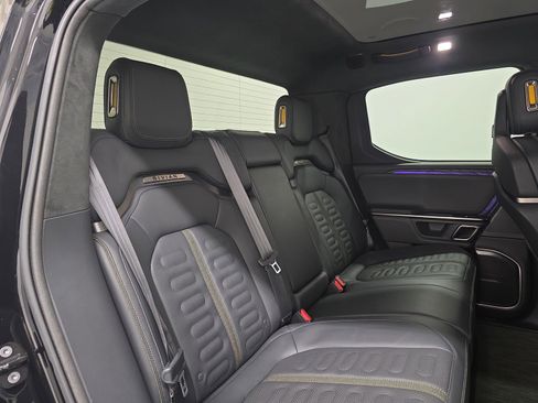 Used 2022 Rivian R1T Adventure image 22