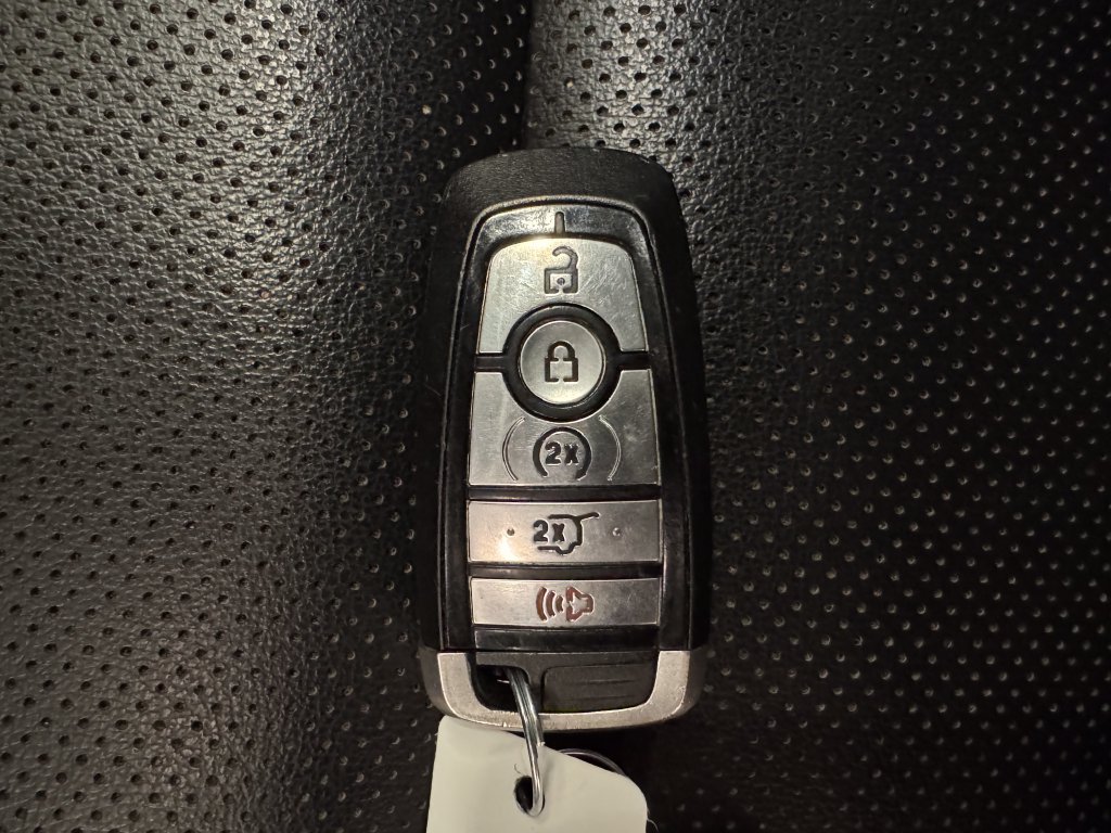 Used 2021 Ford Escape SEL AWD/4WD image 17