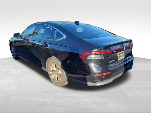Used 2024 Honda Accord EX image 14