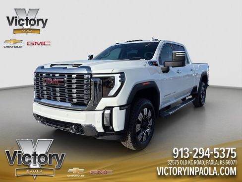 New 2026 GMC Sierra 2500 Denali w/ Denali Reserve Package AWD/4WD image 1