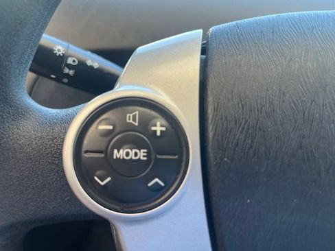Used 2011 Toyota Prius Two w/ Preferred Accessory Pkg FWD image 16