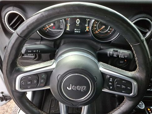 Used 2019 Jeep Wrangler Unlimited Sahara w/ Dual Top Group image 20