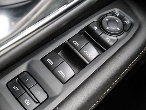 Used 2023 GMC Yukon AT4 w/ Technology Package image 23