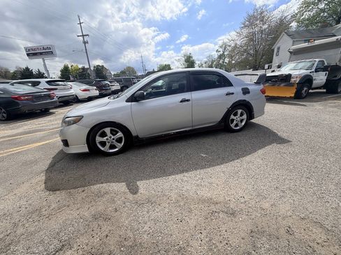 Used 2009 Toyota Corolla XRS image 26