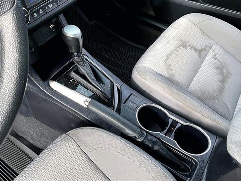 Used 2014 Toyota Corolla L image 15