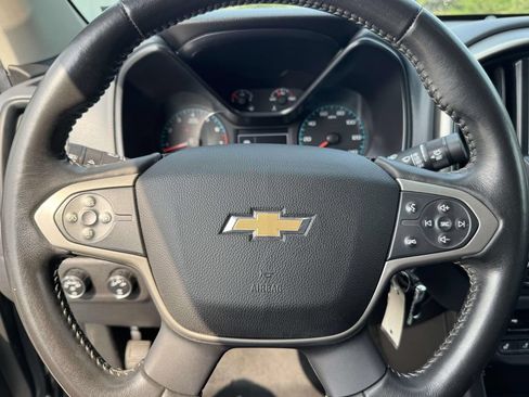 Used 2015 Chevrolet Colorado Z71 AWD/4WD image 17