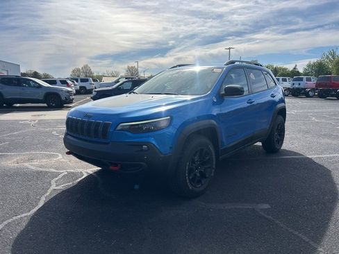 Used 2022 Jeep Cherokee Trailhawk w/ Sound & Nav Group AWD/4WD image 4