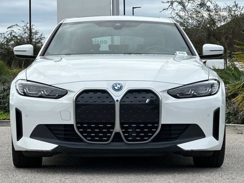 Used 2023 BMW i4 eDrive40 w/ Premium Package image 8