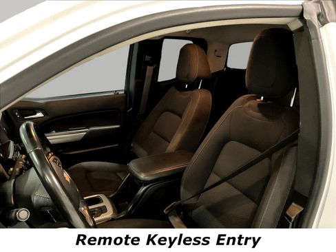 Used 2022 Chevrolet Colorado LT w/ Fleet Safety Package RWD image 21