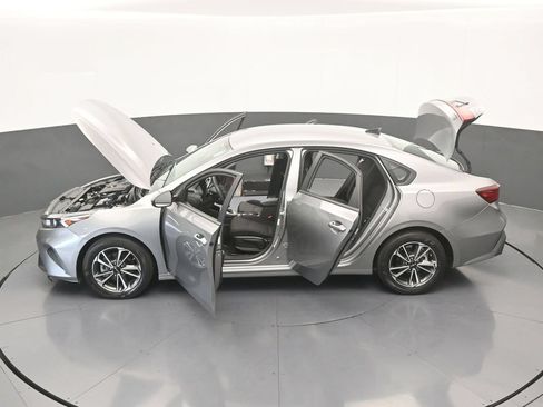 Used 2023 Kia Forte LXS FWD image 48