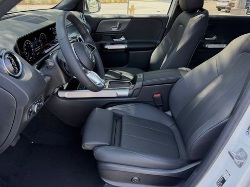 New 2026 Mercedes-Benz GLB 250 image 18