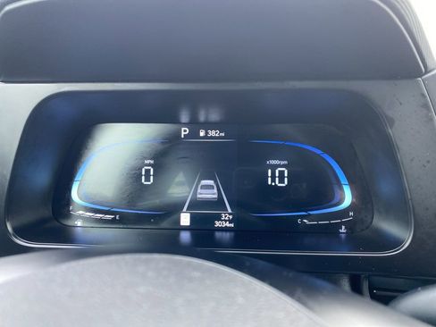 Certified 2025 Hyundai Elantra Sport w/ Cargo Package image 15