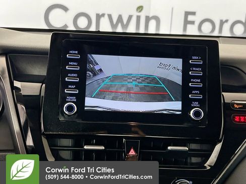 Used 2024 Toyota Camry SE FWD image 20