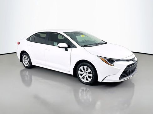 New 2026 Toyota Corolla LE image 3