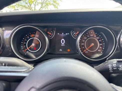 Used 2022 Jeep Wrangler Unlimited Sport AWD/4WD image 19