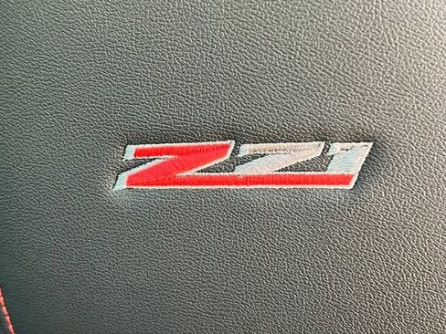Used 2026 Chevrolet Traverse Z71 w/ LPO, Floor Liner Package AWD/4WD image 16