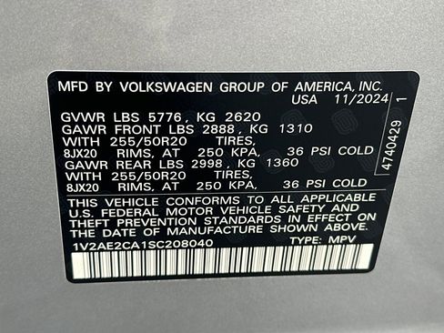 New 2025 Volkswagen Atlas Cross Sport SEL R-Line image 23