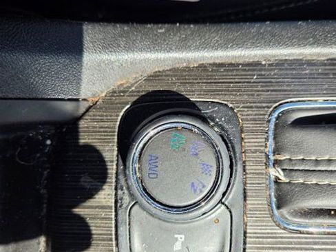 Used 2019 GMC Acadia SLT AWD/4WD image 8