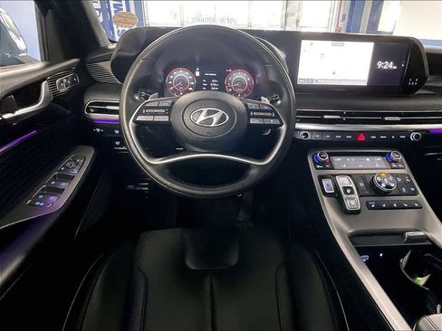 Used 2025 Hyundai Palisade Calligraphy AWD/4WD image 17