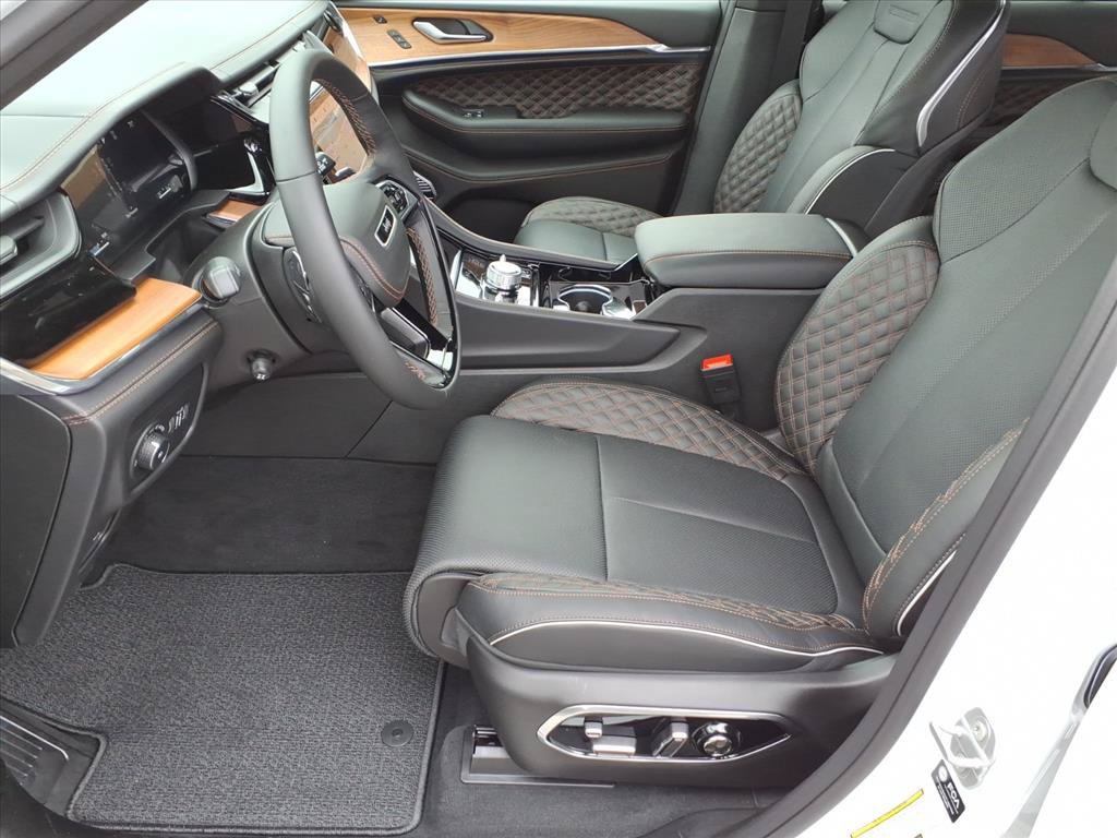 New 2027 Jeep Grand Cherokee Summit AWD/4WD image 12