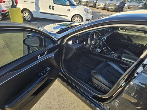 Used 2022 Kia K5 GT-Line AWD/4WD image 9